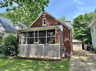 1320 S Walnut St, Springfield, IL 62704