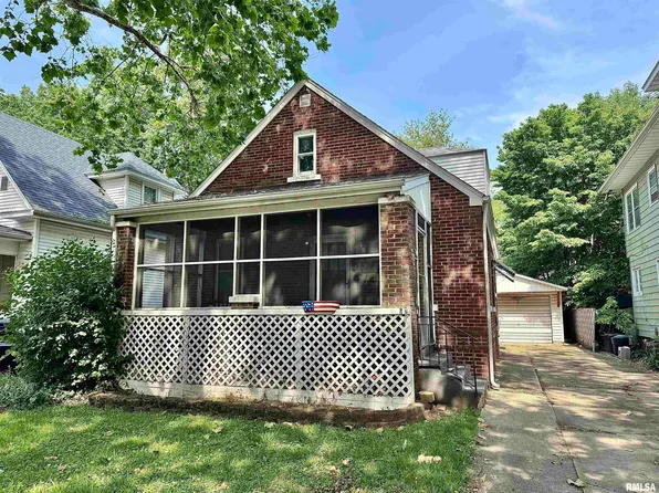 1320 S Walnut St, Springfield, IL 62704