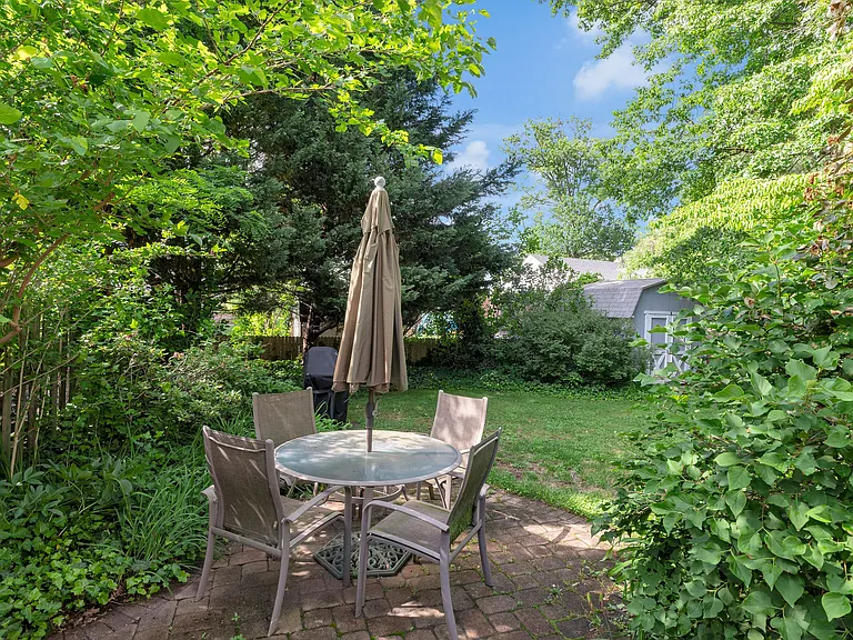 247 Lawnside Ave — Photo 14