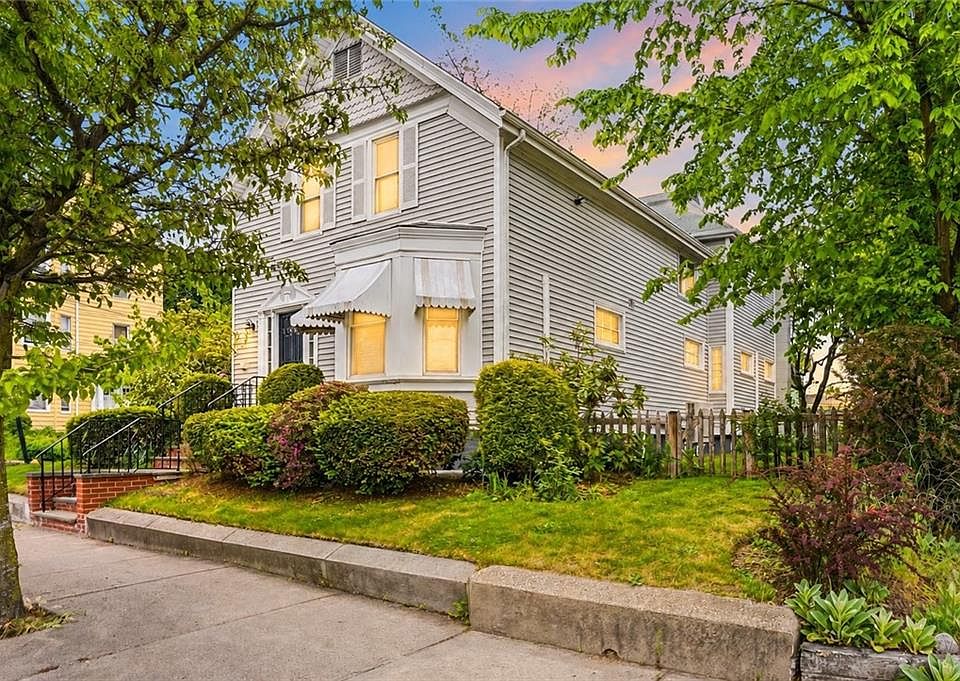 1st image of 407 Smithfield Ave
