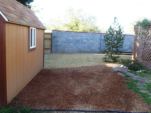 4th image of 725 La Veta Dr NE