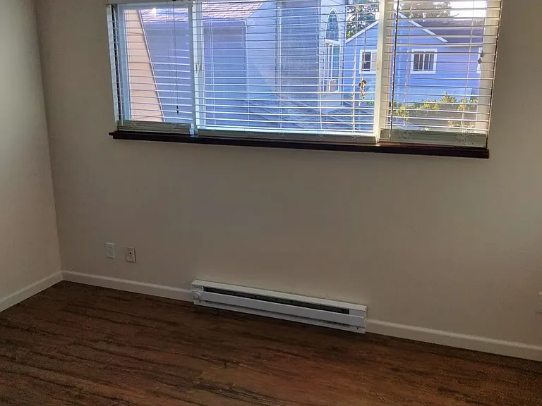 1855 SE 162nd Ave #4 — Photo 38