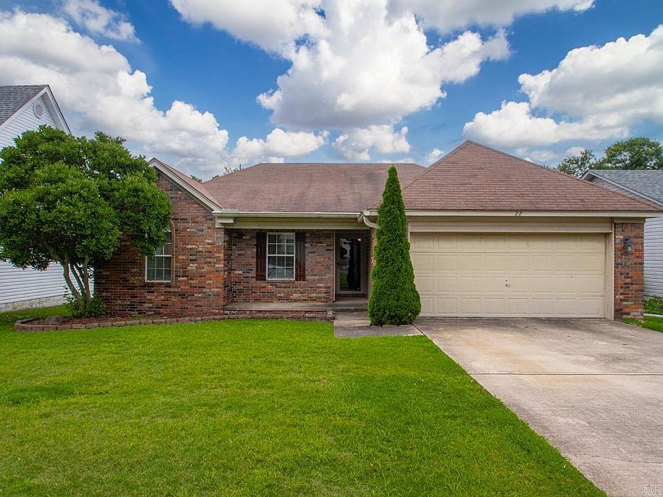 1st image of 22 Pamela Ln