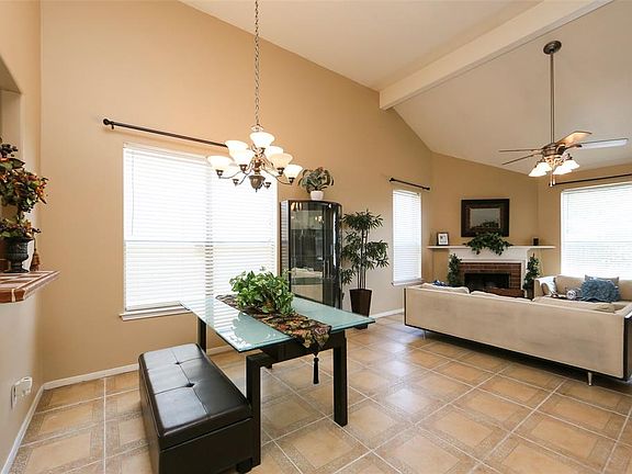 3rd image of 20019 Golden Mesa Dr