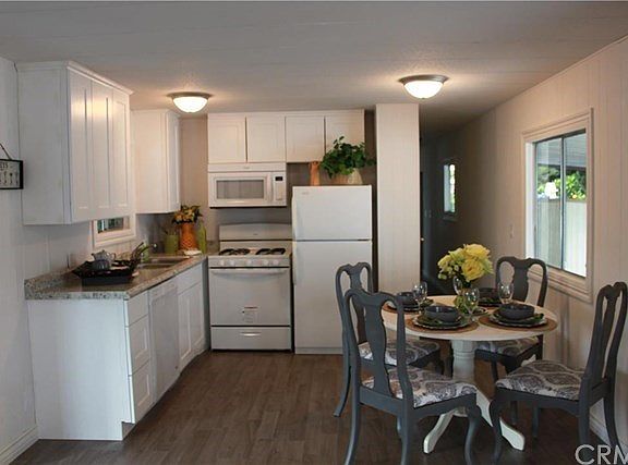 Dining/Kitchen view