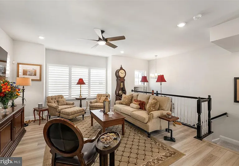35302 Wright Way — Photo 5