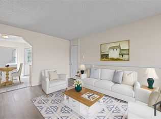 2812 W 66th Pl APT 3, Denver, CO 80221