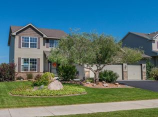 933 Firethorne Trl, Jordan, MN 55352