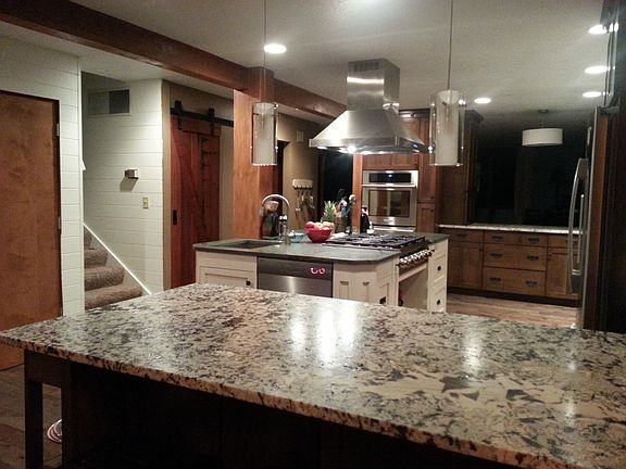 Gourmet/Custom Kitchen 