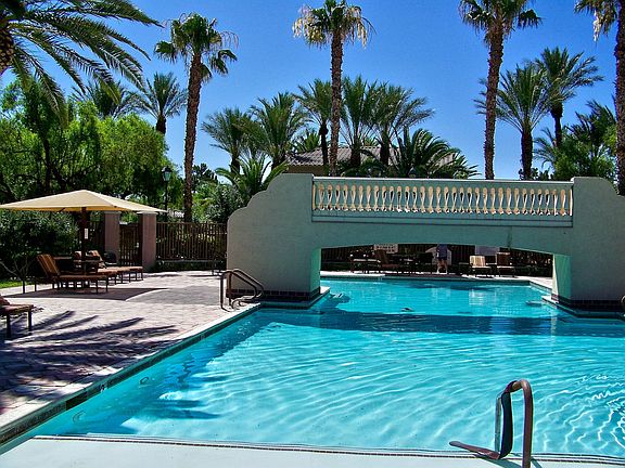 Community pool