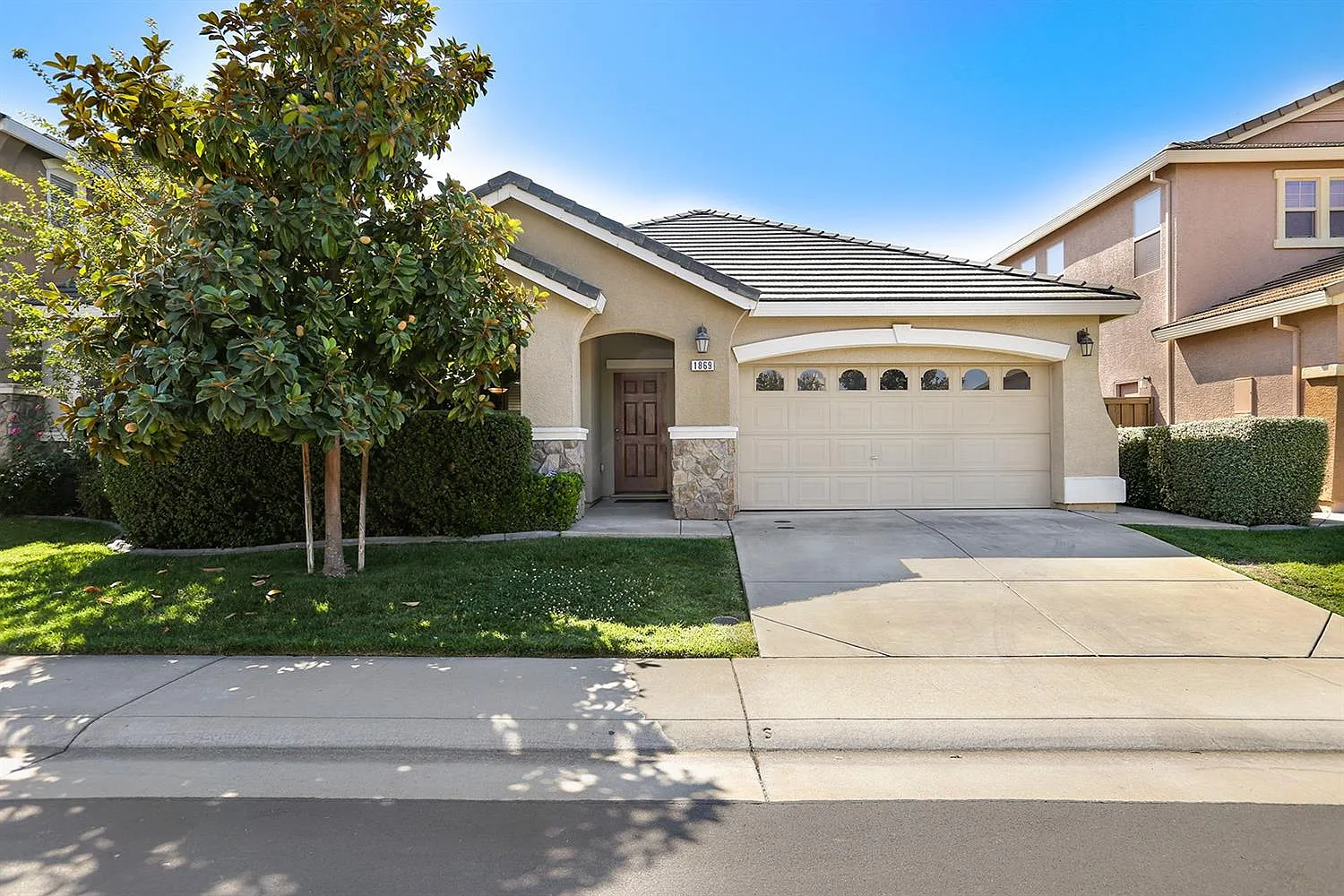1869 Pico Rivera Dr photo 1