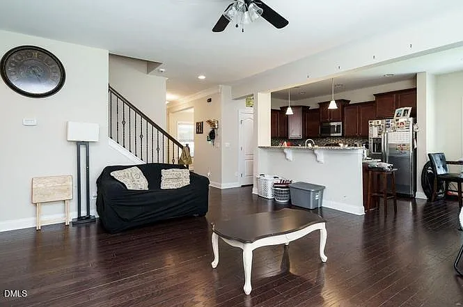 1011 Poplar St — Photo 12
