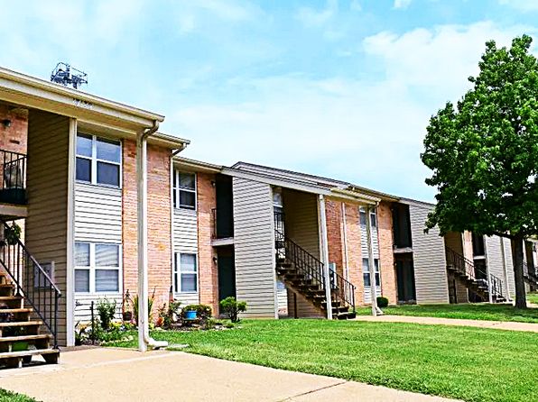 13161 Butler Oak Dr APT 3