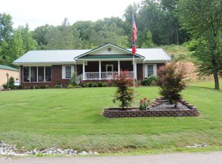 345 Stirling Rd, Camden, TN 38320