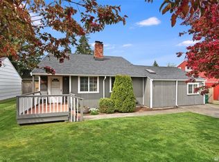 15833 16th Ave SW, Burien, WA 98166