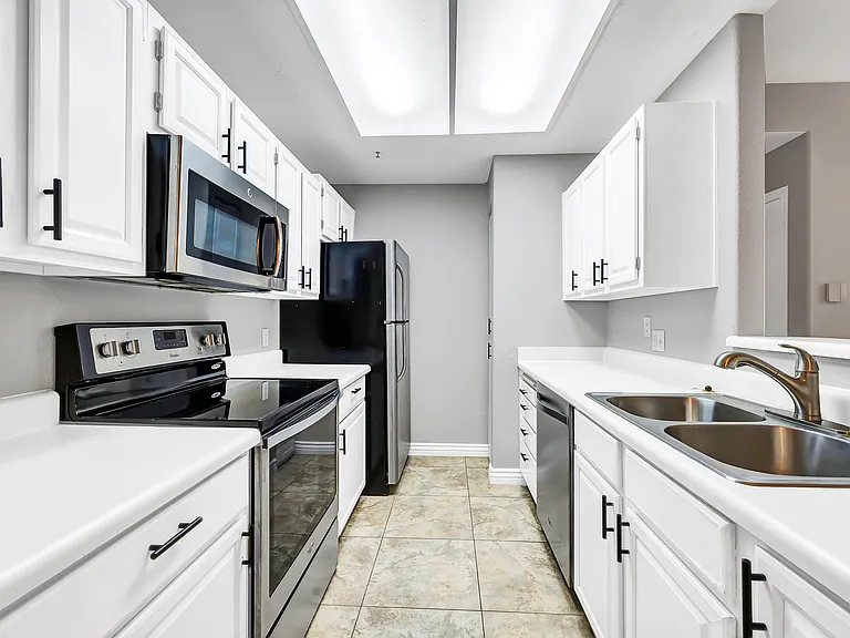 11375 E Sahuaro Dr #1007 — Photo 2