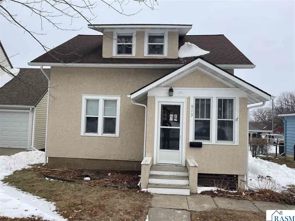 913 S Minnesota St, New Ulm, MN 56073