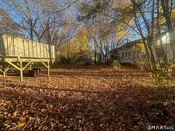 4th image of 779 Ellington Road