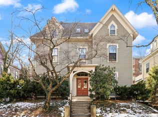 338 Harvard St APT 7, Cambridge, MA 02139