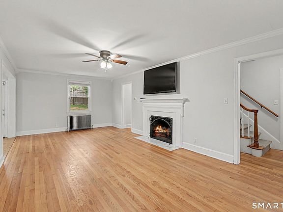 5th image of 77 Round Hill Road