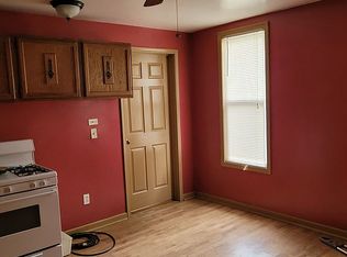 2447 W 7th St, Cleveland, OH