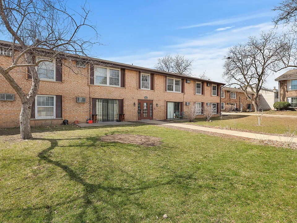 950 West Brookeway