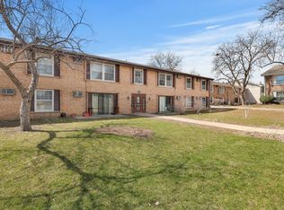950 Westbrooke Way, Hopkins, MN 55343