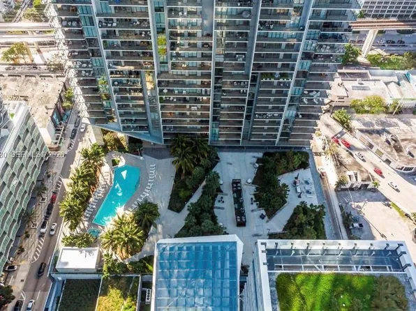 88 SW 7th St APT 2112, Miami, FL 33130