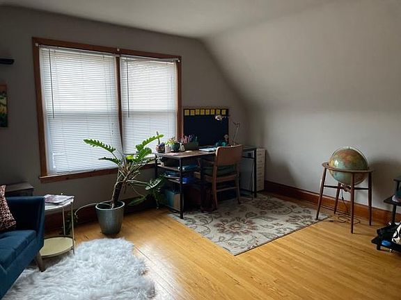 5th image of 1930 W Warner Ave #3
