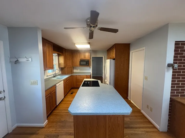 1611 Kennedy Ave — Photo 6