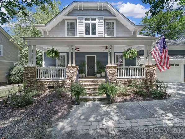 1035 Windsong Bay Ln, Tega Cay, SC 29708