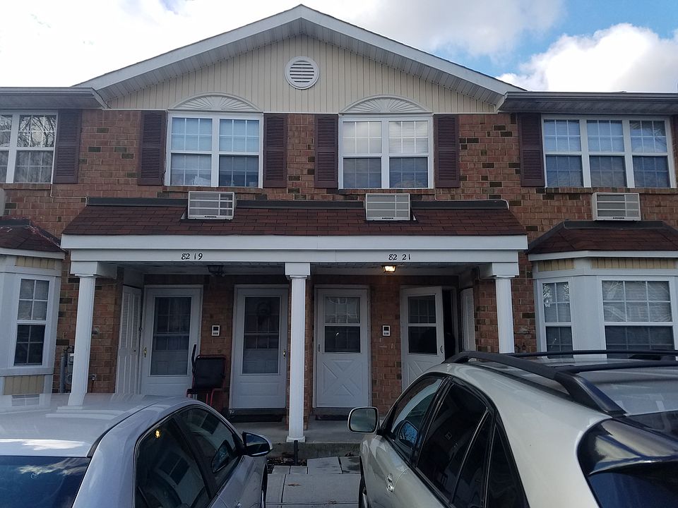 1st image of 8221 Country Pointe Cir