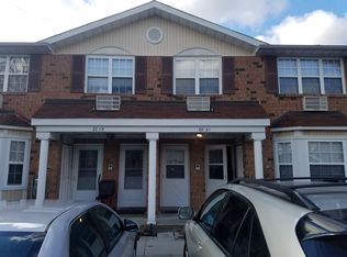 8221 Country Pointe Cir, Jamaica, NY 11427