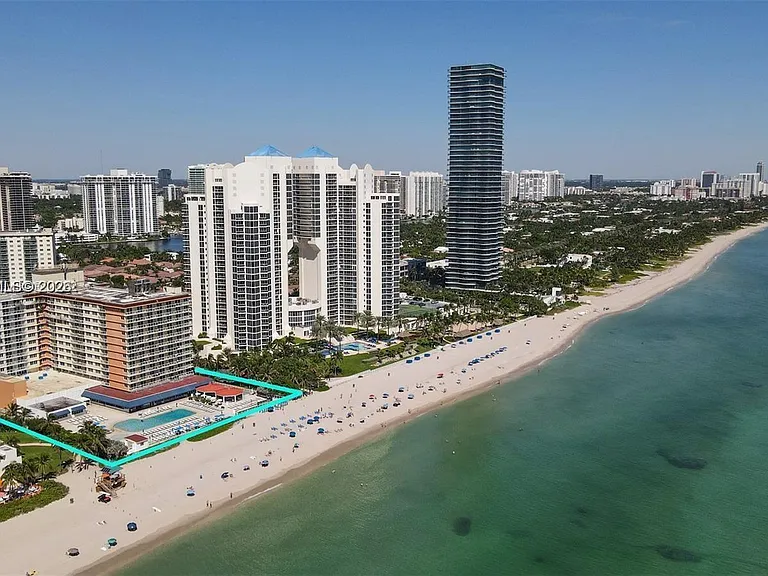 19201 Collins Ave #339 — Photo 21