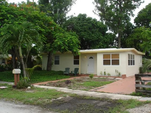 4721 NE 15th Ter, Pompano Beach, FL 33065