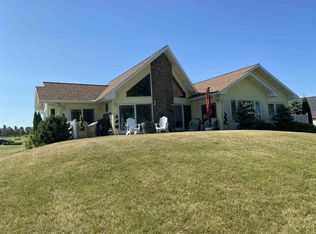 13 Saint Lawrence Cres, Waddington, NY 13694
