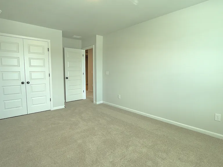211 River Birch Ln — Photo 41
