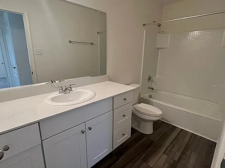 212 Savannah Way — Photo 25