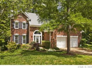 2807 Carriage Crossing Dr, Matthews, NC 28105