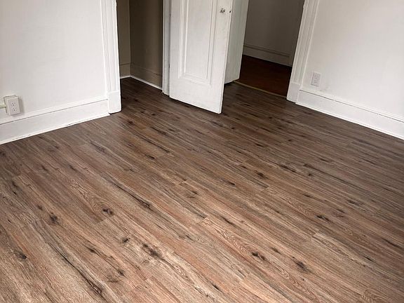 5th image of 39 Fox St APT 2