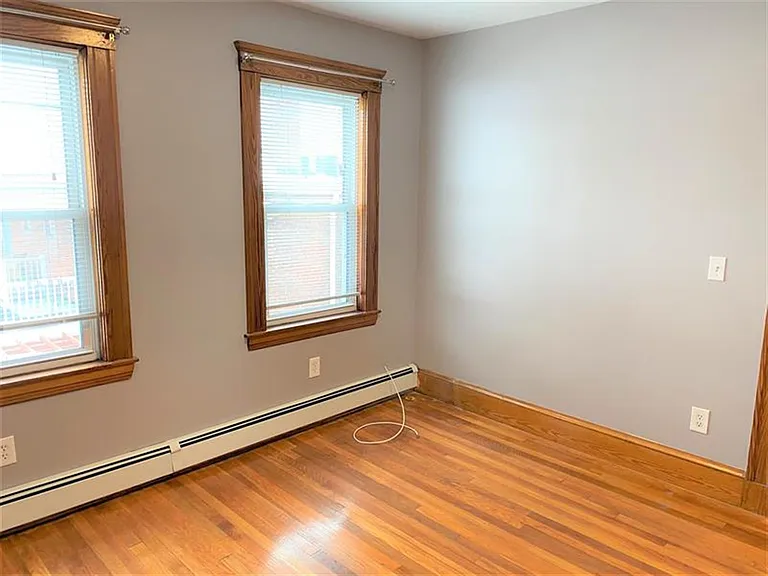 171 Harvard St — Photo 6