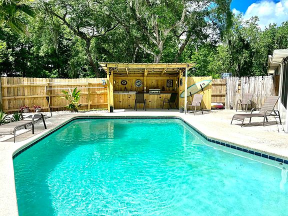 3rd image of 2420 Kacie Ln