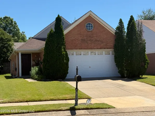 7594 Fox Hunt Dr E, Olive Branch, MS 38654