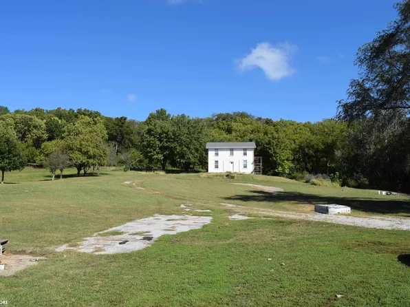 407 48th St, Fort Madison, IA 52627