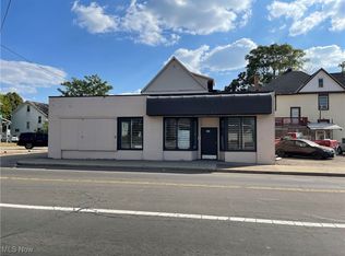 824 12th St NW, Canton, OH 44703