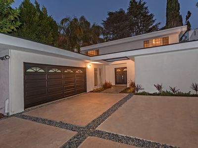 3716 Laurel Canyon Blvd, Studio City, CA, 91604