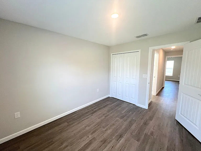 32 Postman Ln — Photo 26