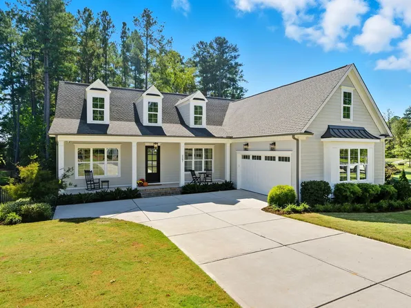 2207 Meadowcreek Dr, Durham, NC 27705