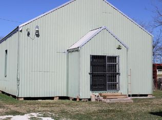 602 Sealy Ave, Ballinger, TX 76821