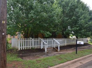 308 Fort St, Palestine, TX 75801